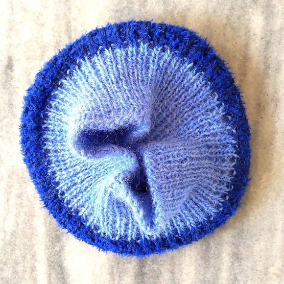 NWOT. Handmade kid's hat with two colors. - Picture 2 of 3